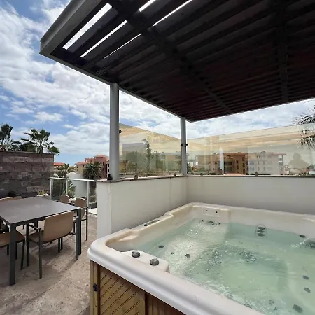Apartamento Luxury In Bahia Del Duque By Altamarhomes