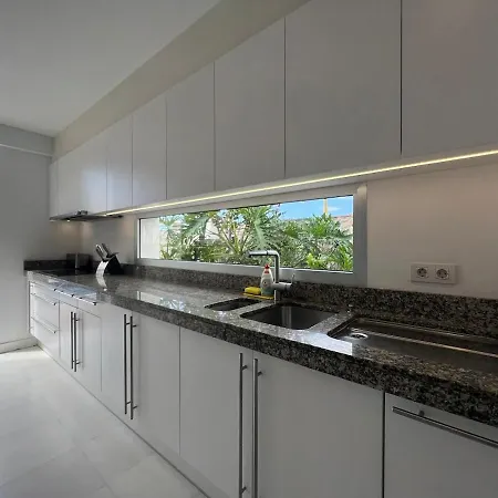 Luxury In Bahia Del Duque By Altamarhomes Apartamento *