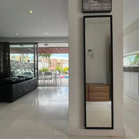 Apartamento Luxury In Bahia Del Duque By Altamarhomes