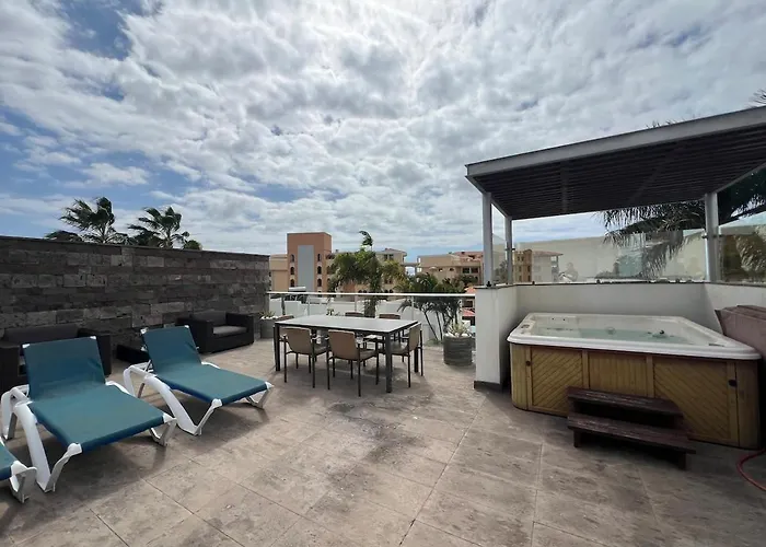 Apartment Luxury In Bahia Del Duque By Altamarhomes