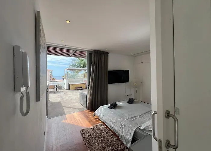 公寓 Luxury In Bahia Del Duque By Altamarhomes