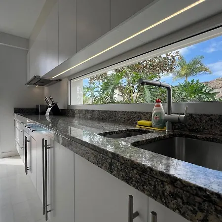Daire Luxury In Bahia Del Duque By Altamarhomes *